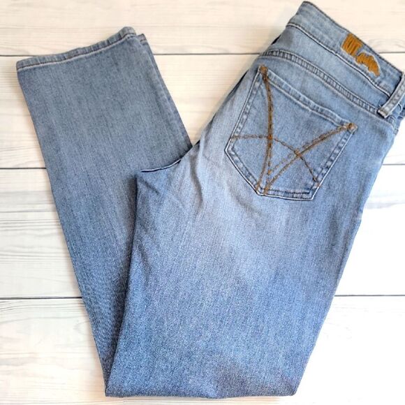 Kut From The Kloth Catherine Boyfriend Lightwash Blue Denim Jeans Womens Size 8 - Picture 1 of 16